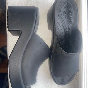 CROCS Black Platform Slides